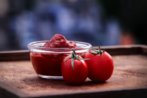 خرید رب گوجه فرنگی ارگانیک با قیمت استثنایی
