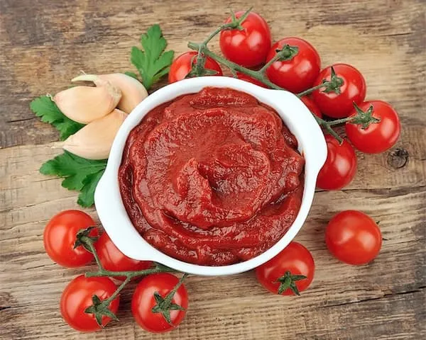 خرید رب گوجه فرنگی غلیظ با قیمت استثنایی